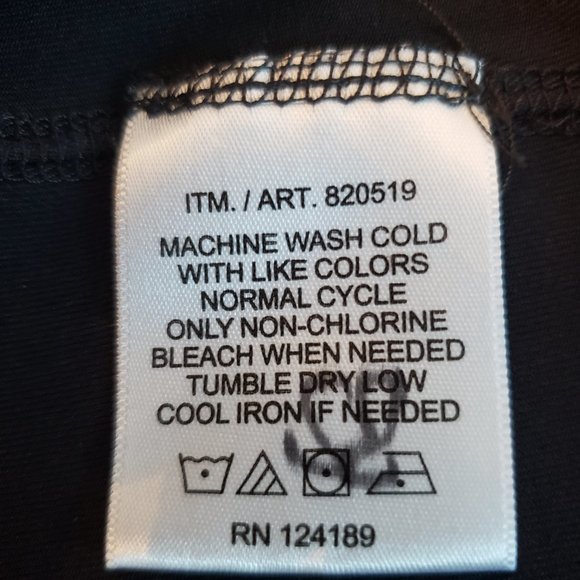 Kirkland Signature Men's Quarter Zip Sweatshirt - Picture 12 of 12